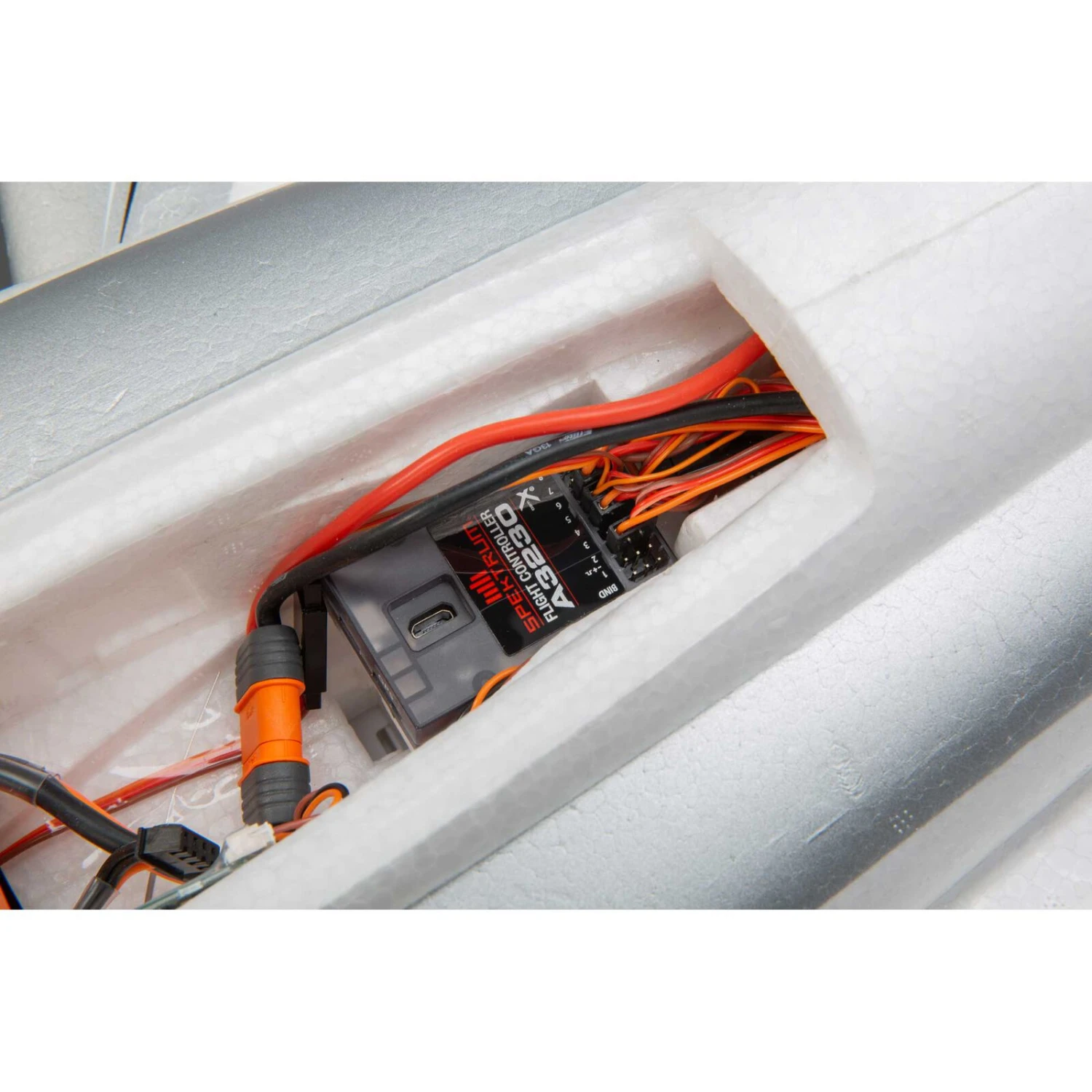 E-Flite Habu STS 70mm EDF Jet RTF Basic Smart Trainer With SAFE 12 E-Flite Habu STS 70mm EDF Jet RTF Basic Smart Trainer With SAFE - Image 10