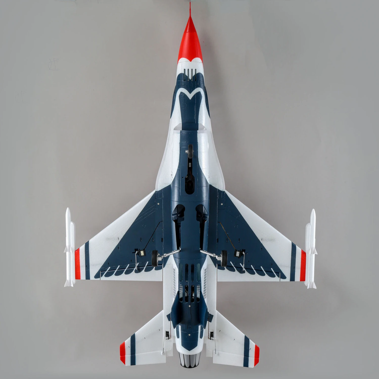 E-Flite F-16 Thunderbirds 70mm EDF Jet BNF Basic With AS3X And SAFE Select 11 E-Flite F-16 Thunderbirds 70mm EDF Jet BNF Basic With AS3X And SAFE Select - Image 9