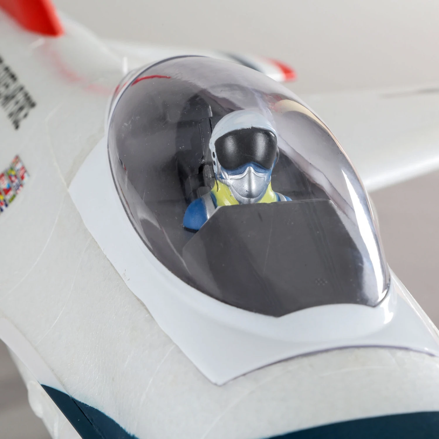 E-Flite F-16 Thunderbirds 70mm EDF Jet BNF Basic With AS3X And SAFE Select 16 E-Flite F-16 Thunderbirds 70mm EDF Jet BNF Basic With AS3X And SAFE Select - Image 14