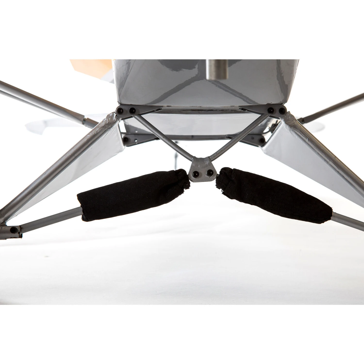 HANGAR 9 Carbon Cub 15cc ARF, 90" 11 HANGAR 9 Carbon Cub 15cc ARF, 90" - Image 9